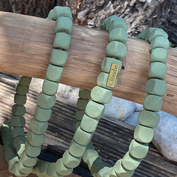 Le collier de bois Vert Sauvage